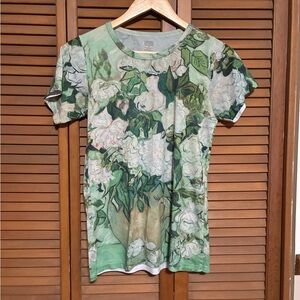 Van Gogh’s Roses Green Floral Short Sleeve Tee